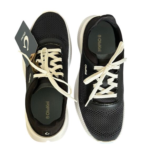 NWT! Olukai Women’s Black White Comfort Tennis Shoe Size US 7W EUR 37 (K139) - Picture 1 of 9